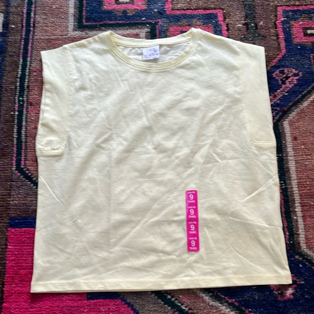 Zara NWT yellow cute boxy tank (perfect for summer) :)